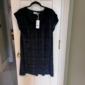 Vineyard Vines Velvet Holiday Dress